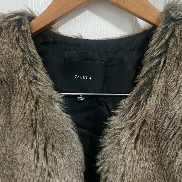 Talulu Faux Fur Vest - Picture 2 of 7